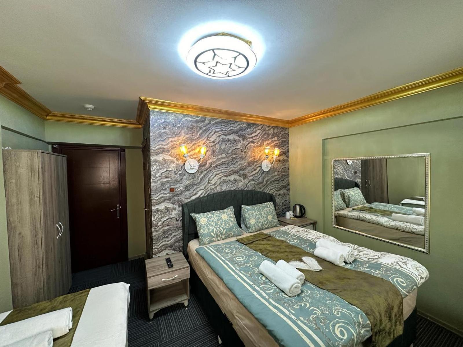 Hotel Guer Royal Aparts 3*